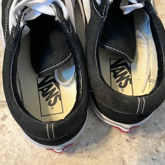 Vans. Black and white. Size 8.5. - Picture 6 of 7
